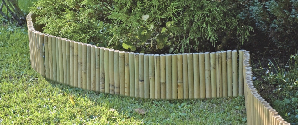 Une belle bordure en bambou - Minizap Chambery