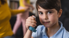 Asthme : des pics d'urgence chez les enfants depuis la rentrée scolaire