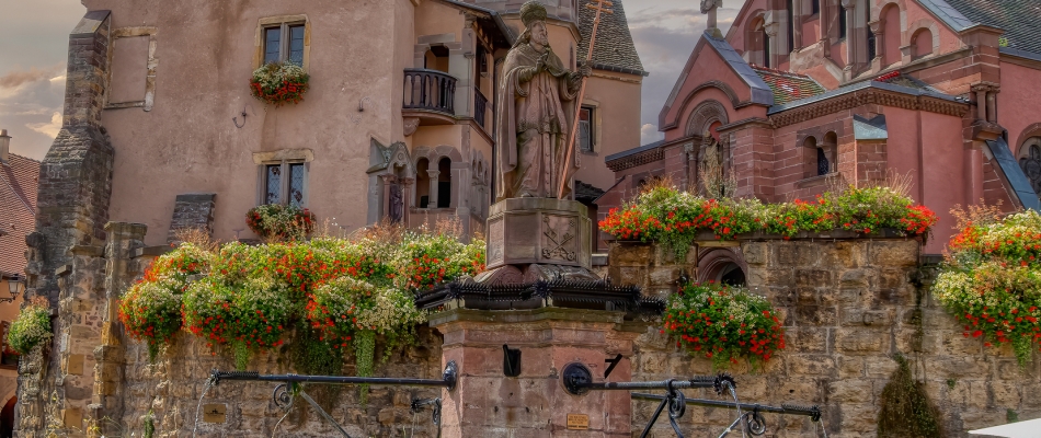 5 plus beaux villages de France accessibles en transport en commun - Minizap Annecy