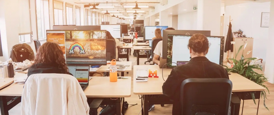 Mistral AI dévoile ses nouveaux modèles et bouscule OpenAI - Minizap Grenoble