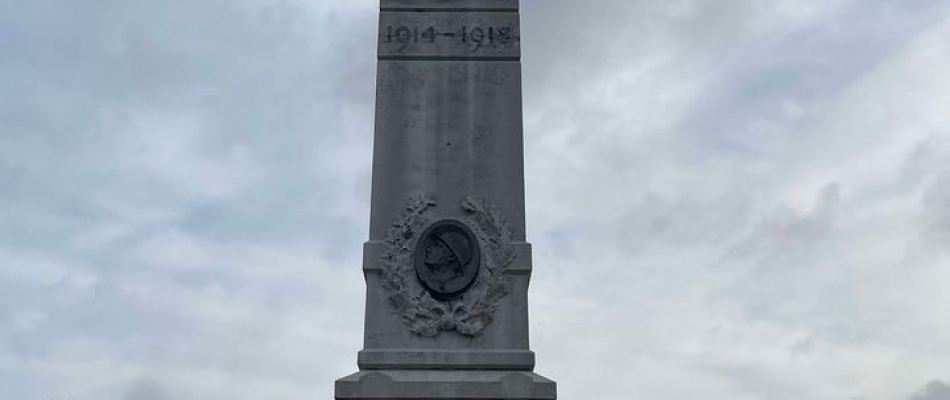 La statue de la liberté à Cambrin - Minizap Annecy