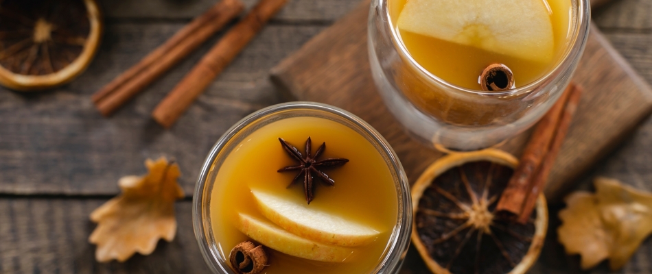 Le jus de pomme chaud, la boisson star de l'hiver - Minizap Grenoble
