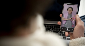 Vidéos truquées et voix clonées, les nouvelles arnaques de l'IA