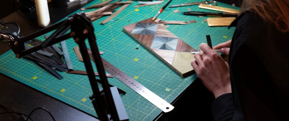 La marqueterie se réinvente - Minizap Chambery