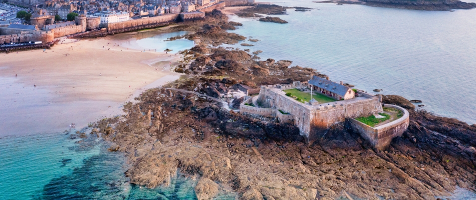 Hissez haut à Saint-Malo ! - Minizap Chambery