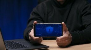 PromptSpy, le malware mobile qui utilise l'IA pour survivre