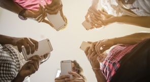 Sur les réseaux sociaux, publier devient un geste rare