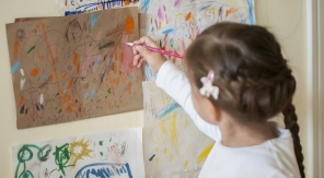 4 idées pour mettre en valeur les dessins des enfants