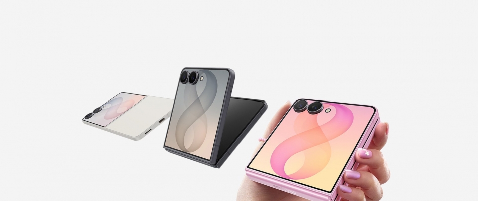 Galaxy Z Flip 8, le téléphone à clapet nouvelle génération - Minizap Annecy