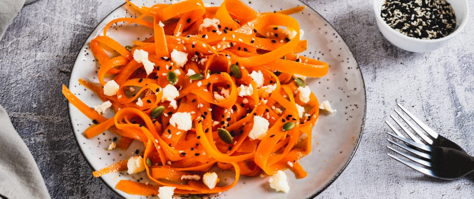 Une salade de carottes en rubans - Minizap Chambery