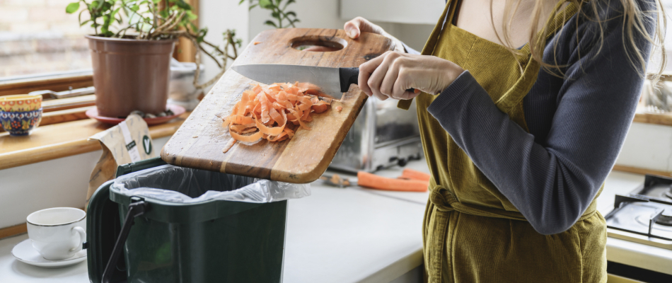Faire son compost de cuisine - Minizap Pays Berjallien