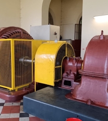 Visite comment&eacute;e de la Centrale de Tencin