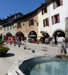 Visite guid&eacute;e de l'&eacute;t&eacute; du bourg m&eacute;di&eacute;val et du mus&eacute;e de la cordonnerie