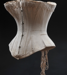 Visite guidée - Le costume en histoire