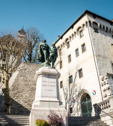 Visite guid&eacute;e - La Sainte-Chapelle et le Ch&acirc;teau des Ducs de Savoie