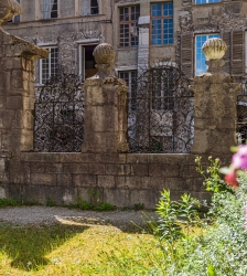 Visite guidée : Sainte-Chapelle du château & demeures de la noblesse chambérienne