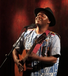 Louis Essem : De Sète à Yaoundé
