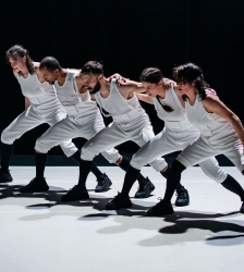 Sous le volcan - Leslie Mannes