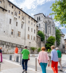 Visite guid&eacute;e - Cit&eacute; des Ducs et Sainte Chapelle du ch&acirc;teau