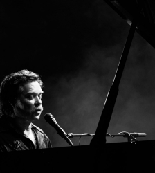 Rufus Wainwright - Going to a town