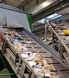 Visite guid&eacute;e : le nouveau centre de tri des d&eacute;chets recyclables