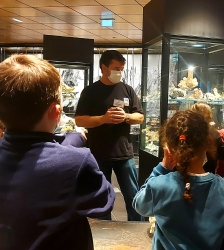 Visite guid&eacute;e en compagnie d'un cristallier