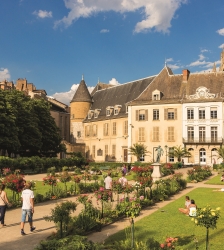 Histoires et gourmandises au Jardin de Ville