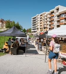 March&eacute; des cr&eacute;ateurs