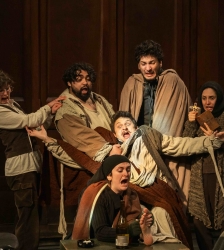 Sur la Grand'Route (th&eacute;&acirc;tre)