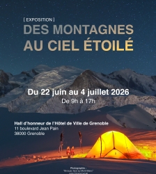 Des montagnes au ciel &eacute;toil&eacute;