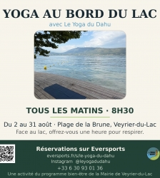 Yoga sur la plage
