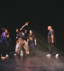 Conf&eacute;rence dans&eacute;e sur le krump
