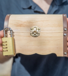 Enigmes et secrets  "Le trésor de Mandrin"