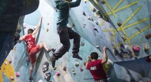 Escalade : Finale vitesse messieurs et dames - Cou...