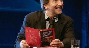 Les élucubrations d'un homme soudain frappé par la...