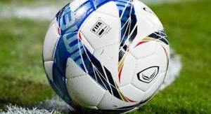 Football : Football