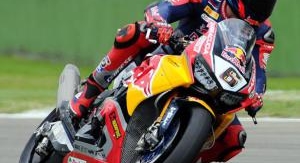 Superbike : Course 1 - Championnats du monde. 2e j...
