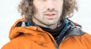 Voyages au bout de l'effort - Face aux lutteurs Sé...