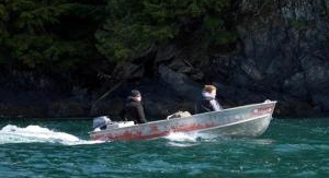 Seuls en mer : le radeau de la discorde - Regarder...