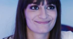 Déambulations - Clara Luciani à Honfleur