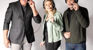 Au micro ! une nouvelle voix pour le foot - Quart ...